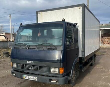 Синий TATA LPT 613, объемом двигателя 5.67 л и пробегом 640 тыс. км за 5200 $, фото 1 на Automoto.ua