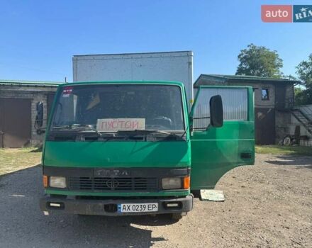 Зеленый TATA LPT 613, объемом двигателя 5.68 л и пробегом 340 тыс. км за 5000 $, фото 2 на Automoto.ua