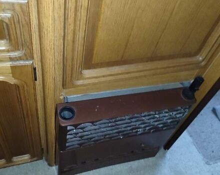 Белый Таберт Комтессе, объемом двигателя 0 л и пробегом 100 тыс. км за 3300 $, фото 13 на Automoto.ua