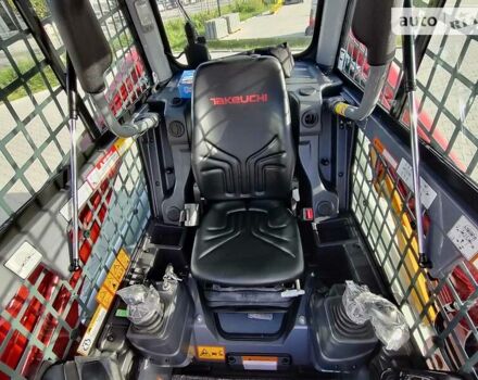 Серый Такеучи ТЛ, объемом двигателя 3.33 л и пробегом 0 тыс. км за 74727 $, фото 6 на Automoto.ua