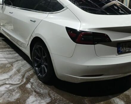 Белый Тесла Модель 3, объемом двигателя 0 л и пробегом 85 тыс. км за 13500 $, фото 2 на Automoto.ua