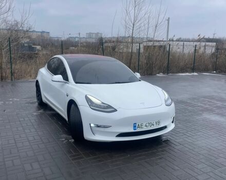 Белый Тесла Модель 3, объемом двигателя 0 л и пробегом 141 тыс. км за 14400 $, фото 1 на Automoto.ua