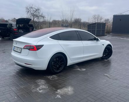 Белый Тесла Модель 3, объемом двигателя 0 л и пробегом 140 тыс. км за 14500 $, фото 5 на Automoto.ua