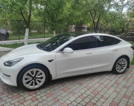 Білий Тесла Модель 3, об'ємом двигуна 0 л та пробігом 310 тис. км за 14900 $, фото 1 на Automoto.ua
