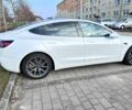 Білий Тесла Модель 3, об'ємом двигуна 0 л та пробігом 150 тис. км за 14946 $, фото 2 на Automoto.ua