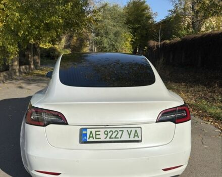 Белый Тесла Модель 3, объемом двигателя 0 л и пробегом 114 тыс. км за 16000 $, фото 1 на Automoto.ua