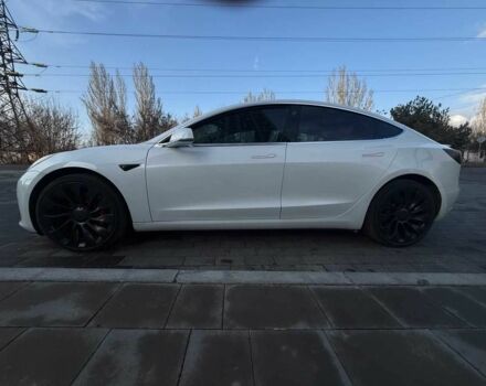 Білий Тесла Модель 3, об'ємом двигуна 0 л та пробігом 164 тис. км за 19500 $, фото 3 на Automoto.ua