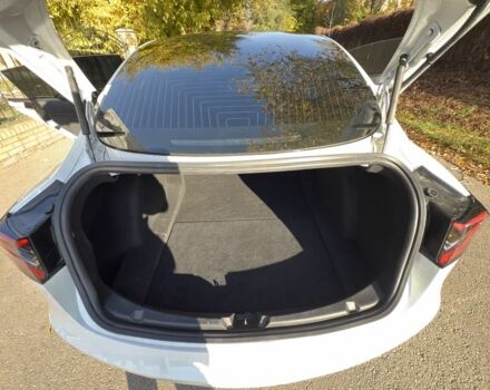 Белый Тесла Модель 3, объемом двигателя 0 л и пробегом 114 тыс. км за 16000 $, фото 5 на Automoto.ua