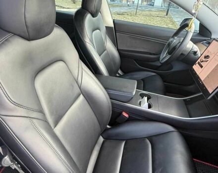 Білий Тесла Модель 3, об'ємом двигуна 0 л та пробігом 164 тис. км за 19500 $, фото 17 на Automoto.ua