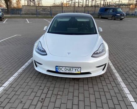 Белый Тесла Модель 3, объемом двигателя 0 л и пробегом 101 тыс. км за 19400 $, фото 2 на Automoto.ua