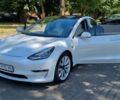 Білий Тесла Модель 3, об'ємом двигуна 0 л та пробігом 92 тис. км за 18502 $, фото 1 на Automoto.ua
