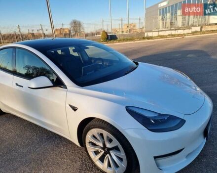 Білий Тесла Модель 3, об'ємом двигуна 0 л та пробігом 5 тис. км за 31999 $, фото 7 на Automoto.ua