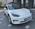 Белый Тесла Модель 3, объемом двигателя 0 л и пробегом 100 тыс. км за 19800 $, фото 1 на Automoto.ua