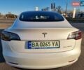 Білий Тесла Модель 3, об'ємом двигуна 0 л та пробігом 5 тис. км за 31999 $, фото 2 на Automoto.ua
