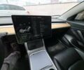 Белый Тесла Модель 3, объемом двигателя 0 л и пробегом 47 тыс. км за 16002 $, фото 4 на Automoto.ua