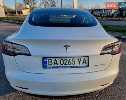 Білий Тесла Модель 3, об'ємом двигуна 0 л та пробігом 5 тис. км за 31999 $, фото 23 на Automoto.ua