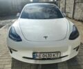 Белый Тесла Модель 3, объемом двигателя 0 л и пробегом 95 тыс. км за 20999 $, фото 2 на Automoto.ua