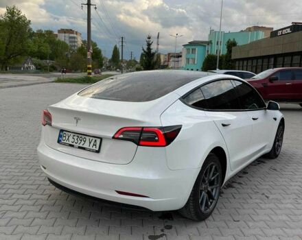 Белый Тесла Модель 3, объемом двигателя 0 л и пробегом 260 тыс. км за 13508 $, фото 7 на Automoto.ua