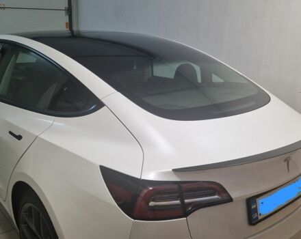 Білий Тесла Модель 3, об'ємом двигуна 0 л та пробігом 68 тис. км за 10000 $, фото 1 на Automoto.ua