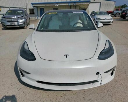 Белый Тесла Модель 3, объемом двигателя 0 л и пробегом 84 тыс. км за 4800 $, фото 4 на Automoto.ua
