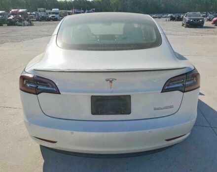 Белый Тесла Модель 3, объемом двигателя 0 л и пробегом 84 тыс. км за 4800 $, фото 5 на Automoto.ua