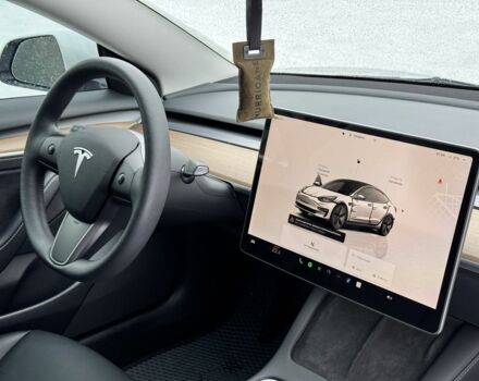 Белый Тесла Модель 3, объемом двигателя 0 л и пробегом 34 тыс. км за 20500 $, фото 20 на Automoto.ua