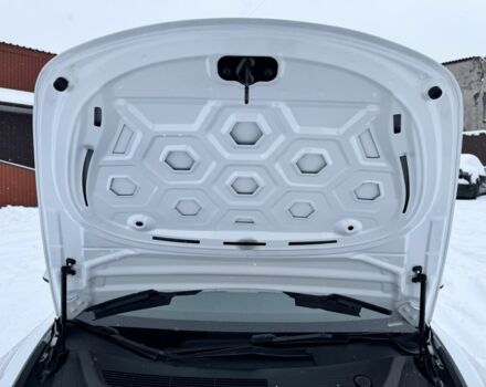 Белый Тесла Модель 3, объемом двигателя 0 л и пробегом 34 тыс. км за 20500 $, фото 15 на Automoto.ua