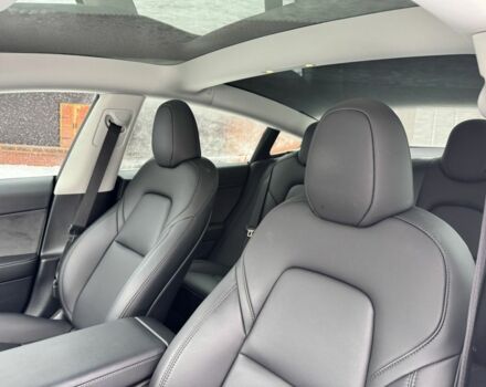 Белый Тесла Модель 3, объемом двигателя 0 л и пробегом 34 тыс. км за 20500 $, фото 16 на Automoto.ua