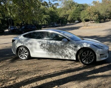 Белый Тесла Модель 3, объемом двигателя 0 л и пробегом 135 тыс. км за 17500 $, фото 4 на Automoto.ua