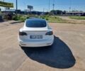 Белый Тесла Модель 3, объемом двигателя 0 л и пробегом 225 тыс. км за 16205 $, фото 1 на Automoto.ua