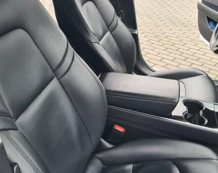 Белый Тесла Модель 3, объемом двигателя 0 л и пробегом 247 тыс. км за 13950 $, фото 25 на Automoto.ua