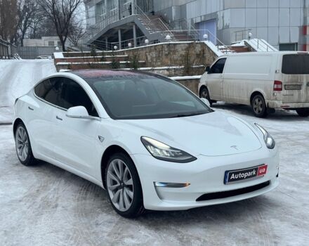 Белый Тесла Модель 3, объемом двигателя 0 л и пробегом 79 тыс. км за 20490 $, фото 2 на Automoto.ua