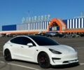 Білий Тесла Модель 3, об'ємом двигуна 0 л та пробігом 89 тис. км за 16500 $, фото 1 на Automoto.ua