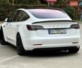 Белый Тесла Модель 3, объемом двигателя 0 л и пробегом 86 тыс. км за 19999 $, фото 7 на Automoto.ua