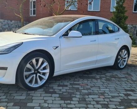 Белый Тесла Модель 3, объемом двигателя 0 л и пробегом 220 тыс. км за 13750 $, фото 33 на Automoto.ua