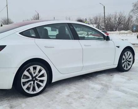 Белый Тесла Модель 3, объемом двигателя 0 л и пробегом 190 тыс. км за 13450 $, фото 18 на Automoto.ua