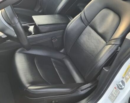 Белый Тесла Модель 3, объемом двигателя 0 л и пробегом 220 тыс. км за 13750 $, фото 8 на Automoto.ua