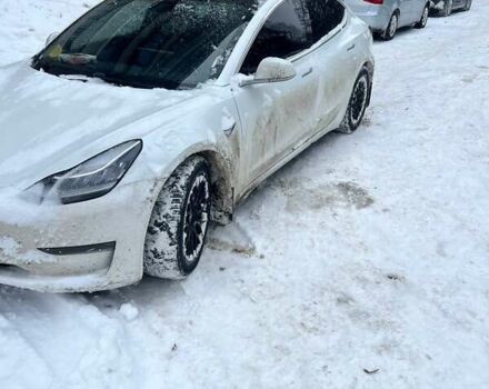 Белый Тесла Модель 3, объемом двигателя 0 л и пробегом 165 тыс. км за 16200 $, фото 5 на Automoto.ua