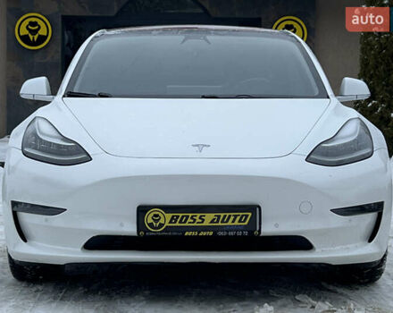 Білий Тесла Модель 3, об'ємом двигуна 0 л та пробігом 165 тис. км за 16500 $, фото 1 на Automoto.ua