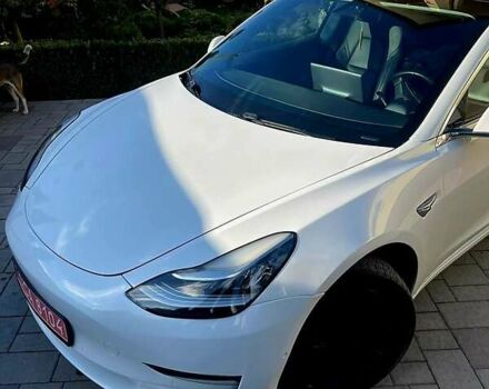 Тесла Модель 3 2017 в Львове на Automoto.ua Белый Тесла Модель 3, объемом двигателя 0 л и пробегом 199 тыс. км за 15999 $, фото 18 на Automoto.ua