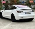 Белый Тесла Модель 3, объемом двигателя 0 л и пробегом 86 тыс. км за 19999 $, фото 8 на Automoto.ua