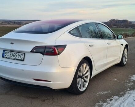 Белый Тесла Модель 3, объемом двигателя 0 л и пробегом 220 тыс. км за 13750 $, фото 11 на Automoto.ua