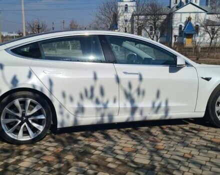 Белый Тесла Модель 3, объемом двигателя 0 л и пробегом 220 тыс. км за 13750 $, фото 29 на Automoto.ua