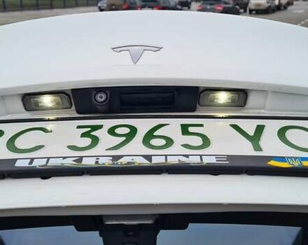 Белый Тесла Модель 3, объемом двигателя 0 л и пробегом 190 тыс. км за 13450 $, фото 5 на Automoto.ua