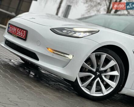 Білий Тесла Модель 3, об'ємом двигуна 0 л та пробігом 118 тис. км за 14999 $, фото 40 на Automoto.ua