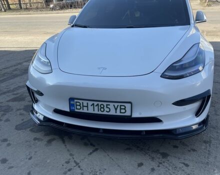 Білий Тесла Модель 3, об'ємом двигуна 0 л та пробігом 170 тис. км за 17000 $, фото 6 на Automoto.ua