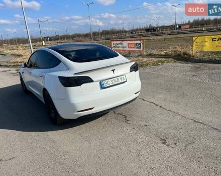 Білий Тесла Модель 3, об'ємом двигуна 0 л та пробігом 120 тис. км за 17000 $, фото 4 на Automoto.ua
