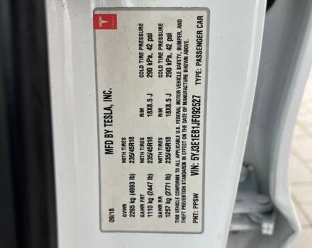 Белый Тесла Модель 3, объемом двигателя 0 л и пробегом 151 тыс. км за 17300 $, фото 23 на Automoto.ua