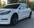 Білий Тесла Модель 3, об'ємом двигуна 0 л та пробігом 137 тис. км за 16400 $, фото 2 на Automoto.ua
