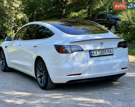 Белый Тесла Модель 3, объемом двигателя 0 л и пробегом 176 тыс. км за 16000 $, фото 7 на Automoto.ua
